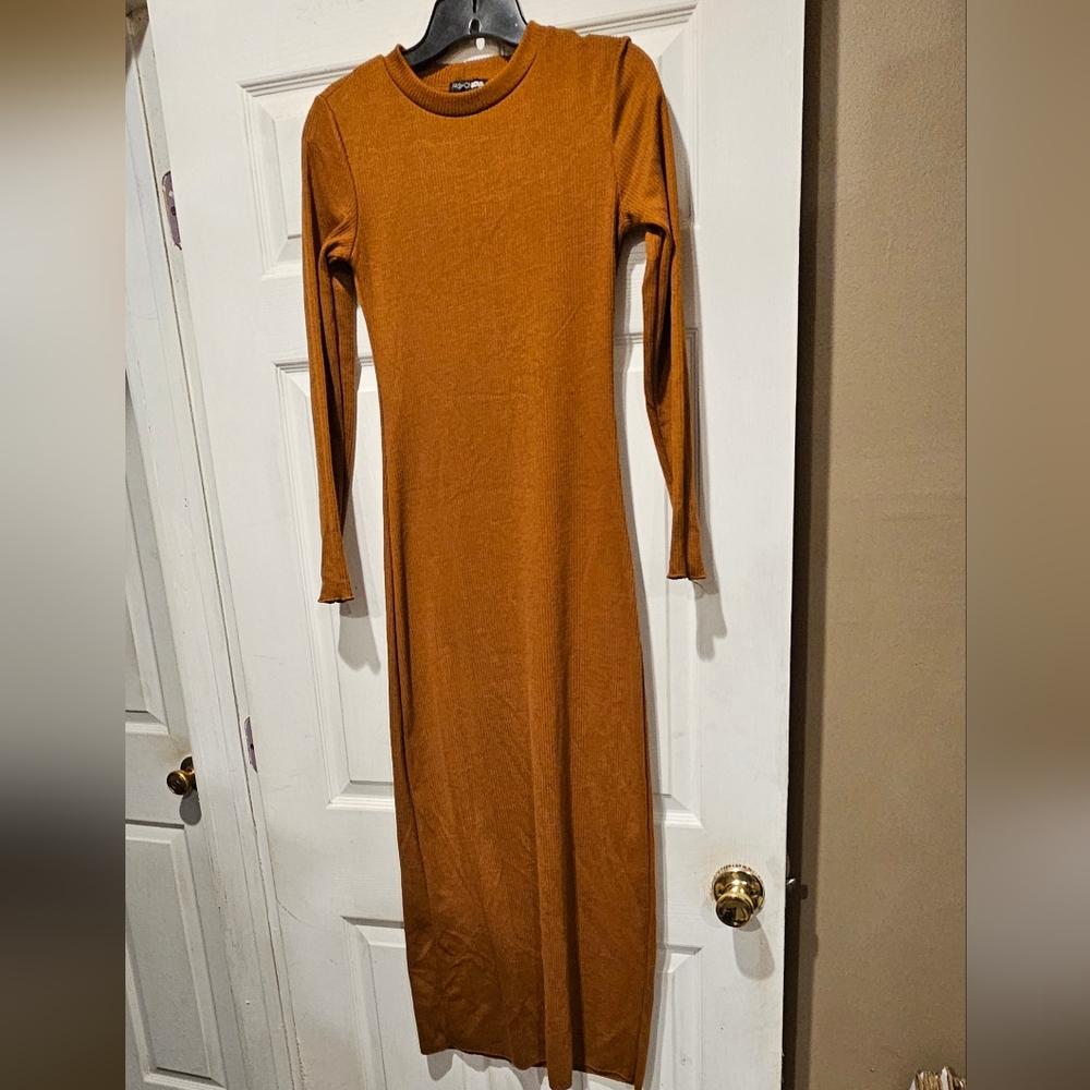 FASHION NOVA MAXI DRESS